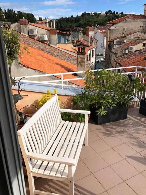 Tartini - Private Roof Terrace - Self Check-In Apartment Piran Exterior photo